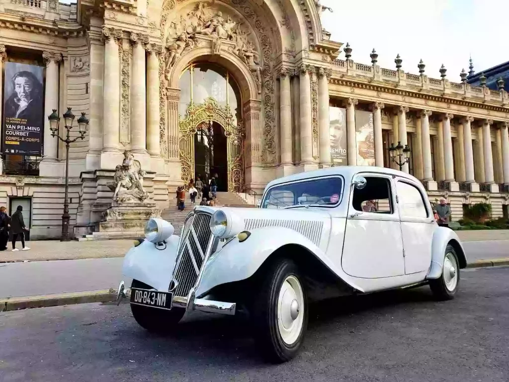 Vintage Car Grand Palais Paris